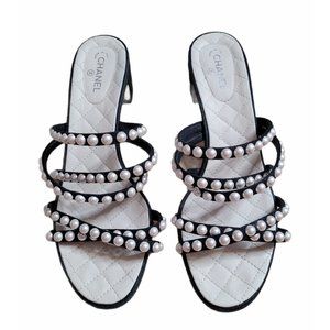 [Chanel] Black Pearl Slide Sandals 9.5 39.5